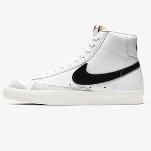 Nike Blazer Mid ‘77